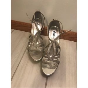 Glitter silver heels